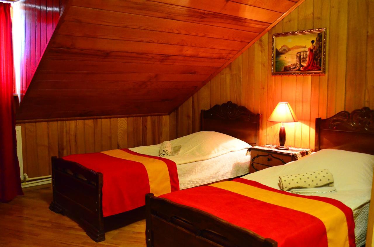 Family Hotel Lago & Wine Cellar Лагодехи Екстериор снимка