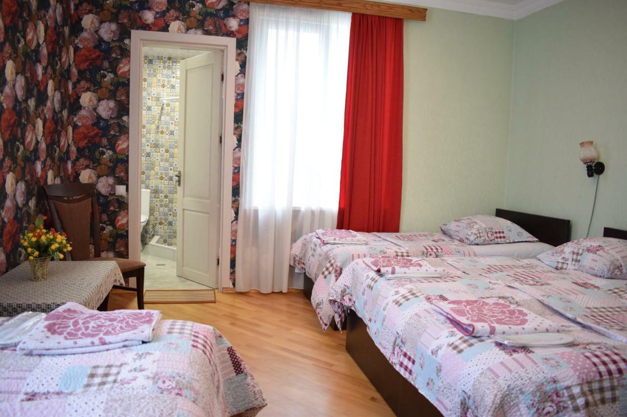 Family Hotel Lago & Wine Cellar Лагодехи Екстериор снимка